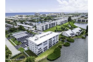 190 Seminole Ln, Cocoa Beach, FL 32931, Sold 11/22/22