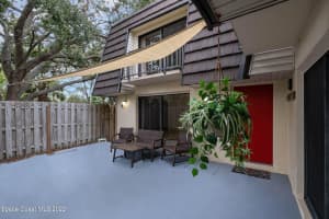 2913 Vista Oaks Circle NE, Palm Bay, FL 32905, Palm Bay, FL 32905 Sold 03/23/23