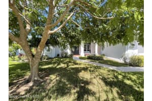 3820 9th Place, Vero Beach, FL 32960 Sold 06/15/23