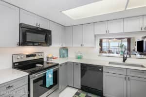 300 S Sykes Creek Pkwy, Merritt Island, FL 32952, Sold 11/18/22