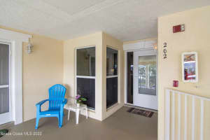 670 E Lake Jasmine Circle, 202, Vero Beach, FL 32962, Vero Beach, FL 32962 Sold 12/15/22