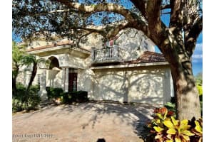 6140 57th Court, Vero Beach, FL 32967 Sold 02/22/24