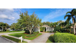 500 45th Court SW, Vero Beach, FL 32968 Sold 01/13/23