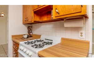 337 Earl Avenue, Melbourne, FL 32901 Sold 02/23/23