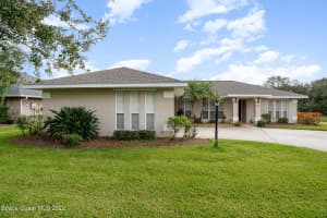 3223 Forest Creek Drive, Melbourne, FL 32901 Sold 02/17/23