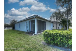 167 Sandcrest Circle, Sebastian, FL 32958 Sold 02/16/23