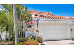 772 Bayside Drive, Cape Canaveral, FL 32920 Sold 02/14/23