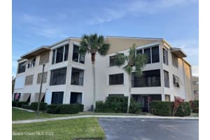 6175 Mirror Lake Drive, Sebastian, FL 32958 Sold 03/14/23