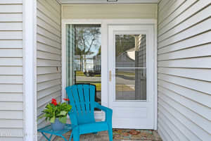 1332 Cypress Bend Circle, Melbourne, FL 32934 Sold 03/24/23
