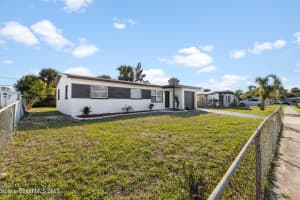 901 Juanita Circle, Melbourne, FL 32901 Sold 07/28/23