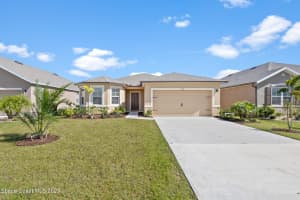 262 Guinevere Dr SW, Melbourne, FL 32908, Sold 04/12/23