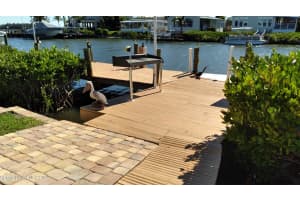 122 Silvery Ln, Vero Beach, FL 32960, Sold 04/07/23