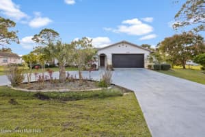 440 Neptune Dr, Palm Bay, FL 32907, Sold 07/14/23