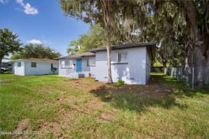 1304 Foxboro Dr, Brandon, FL 33511, Sold 04/28/23