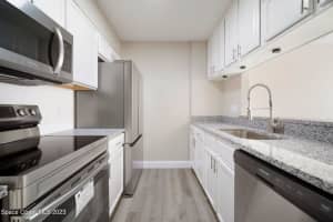 548 Kensington Lake Cir, Brandon, FL 33511, Sold 04/24/23
