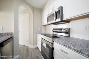 548 Kensington Lake Cir, Brandon, FL 33511, Sold 04/24/23