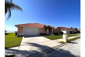 617 Manatee Bay Dr, Cape Canaveral, FL 32920, Sold 04/28/23