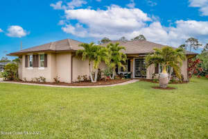 906 Yearling Trl, Sebastian, FL 32958, Sold 06/01/23