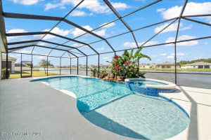 5045 Hebron Dr, Merritt Island, FL 32953, Sold 04/03/23