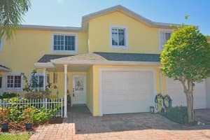 400 Yellow Tail Ln, Merritt Island, FL 32953, Sold 04/14/23
