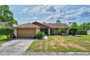 1401 Redbud Circle