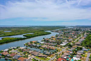 2390 Sykes Creek Dr, Merritt Island, FL 32953, Sold 04/26/23