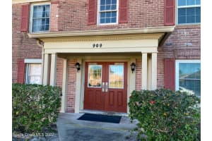 909 Colonial Court, Indian Harbour Beach, FL 32937 Sold 04/24/23