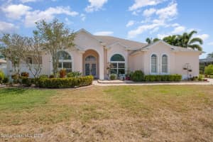 2718 Barrow Drive, Merritt Island, FL 32952 Sold 05/26/23