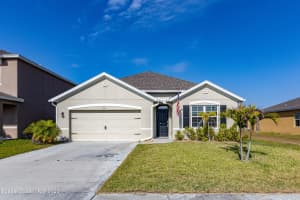 239 Guinevere Dr SW, Melbourne, FL 32908, Sold 05/10/23