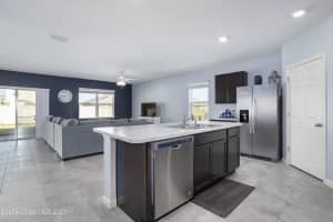 239 Guinevere Dr SW, Melbourne, FL 32908, Sold 05/10/23