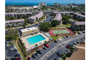 1951 Island Club Drive, Melbourne, FL 32903 Sold 05/19/23