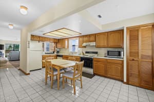 5610 Banana River Boulevard, Cocoa Beach, FL 32931 Sold 06/22/23