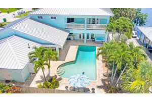 106 Aucila Road, Cocoa Beach, FL 32931 Sold 10/13/23