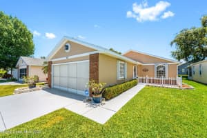 840 Cross Lake Drive, Melbourne, FL 32901 Sold 06/09/23