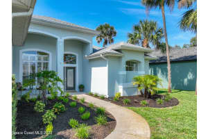 220 Sykes Loop Drive, Merritt Island, FL 32953 Sold 06/22/23