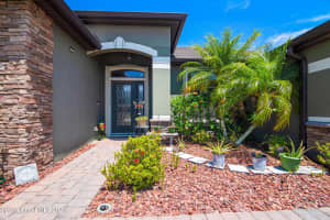 3412 Rushing Waters Drive, Melbourne, FL 32904 Sold 10/04/23