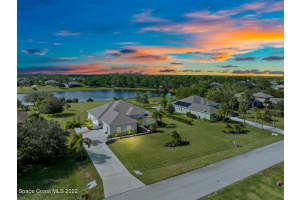 4078 Gardenwood Circle, Grant, FL 32949 Sold 02/16/24