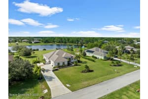 4078 Gardenwood Circle, Grant, FL 32949 Sold 02/16/24