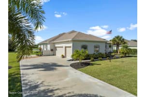 4078 Gardenwood Circle, Grant, FL 32949 Sold 02/16/24