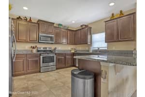 1013 Musgrass Circle, West Melbourne, FL 32904 Sold 08/03/23