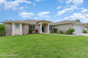 128 Palm Circle, Melbourne, FL 32940 Sold 07/06/23