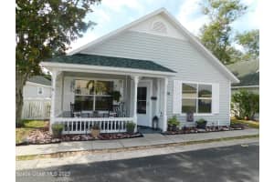 3858 Town Square Boulevard, Melbourne, FL 32901 Sold 07/28/23