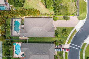 2990 Louetta Circle, Melbourne, FL 32901 Sold 07/07/23