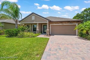 2990 Louetta Circle, Melbourne, FL 32901 Sold 07/07/23
