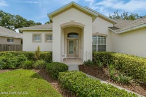2333 Woodfield Cir, West Melbourne, FL 32904, Sold 10/30/23