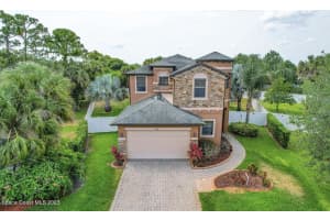 972 Hailey Street, Melbourne, FL 32904 Sold 11/17/23