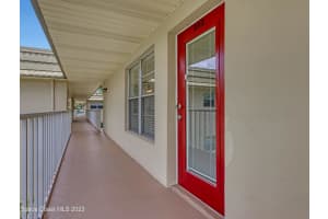 17 Vista Gardens Trail, 202, Vero Beach, FL 32962, Vero Beach, FL 32962 Sold 08/31/23