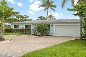 36 Point Drive, Cocoa Beach, FL 32931 Sold 11/03/23
