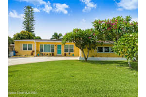 425 Waterway Drive, Satellite Beach, FL 32937 Sold 08/17/23