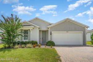2527 Cliff Avenue, Apopka, FL 32712 Sold 12/29/23